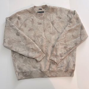 Abercrombie & Fitch Camo Crewneck